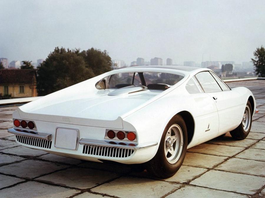  Ferrari 365 P Berlinetta Speciale 1966 года  (фото 12 из 22)